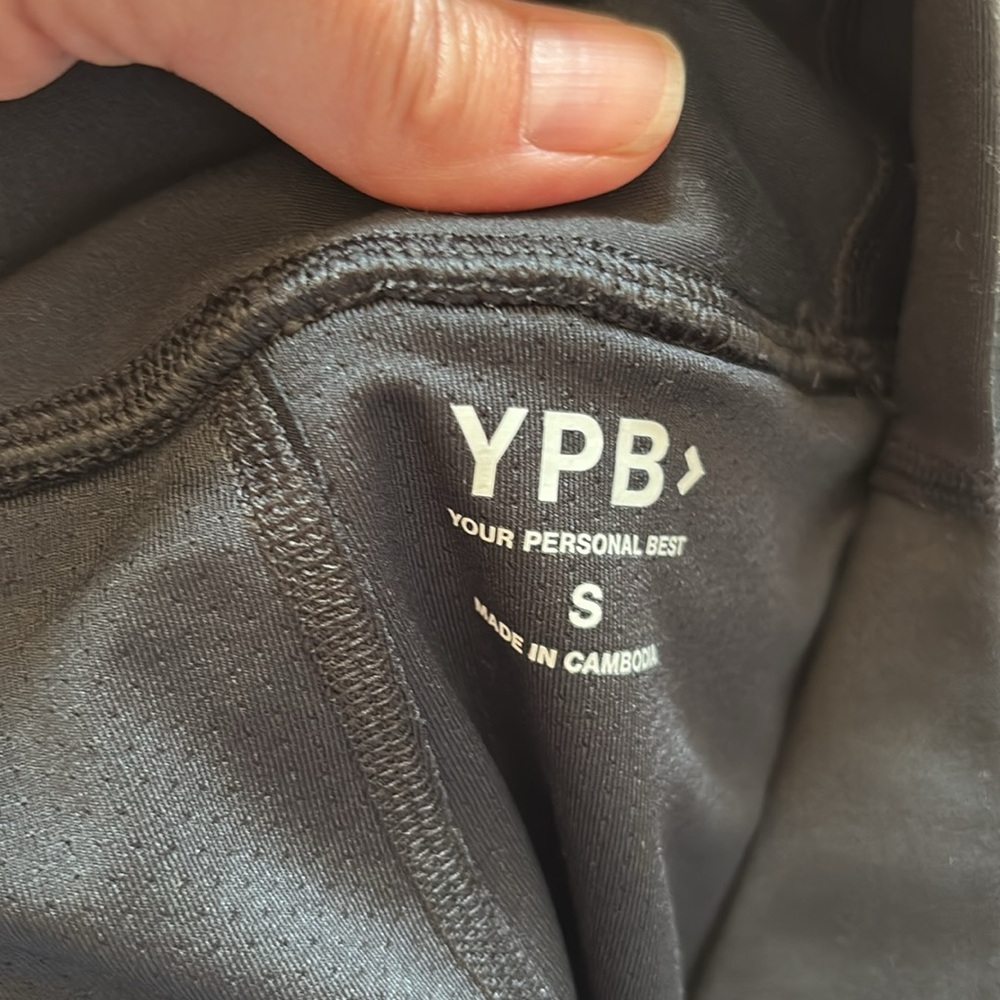 YPB Your Personal Best Pleated Pull On Skort. Black. Size Small. - Picture 6 of 6